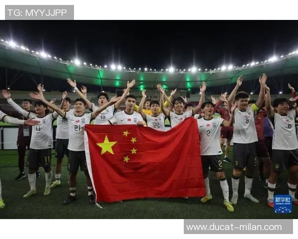 新加坡队2-1打败我国香港队 晋级2027年男足亚洲杯决赛圈